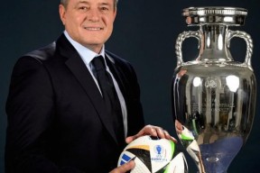 爱游戏体育-Karsa遭遇五连败，塞尔维亚队教练面临压力！的简单介绍