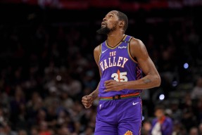 AYX-杜兰特新星出色防守表现惊艳，FPX未来可期！的简单介绍